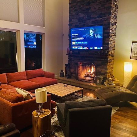 Modern 6 Bedroom Retreat, Stunning Lake Views, Close To Village! Lake Arrowhead Exteriér fotografie
